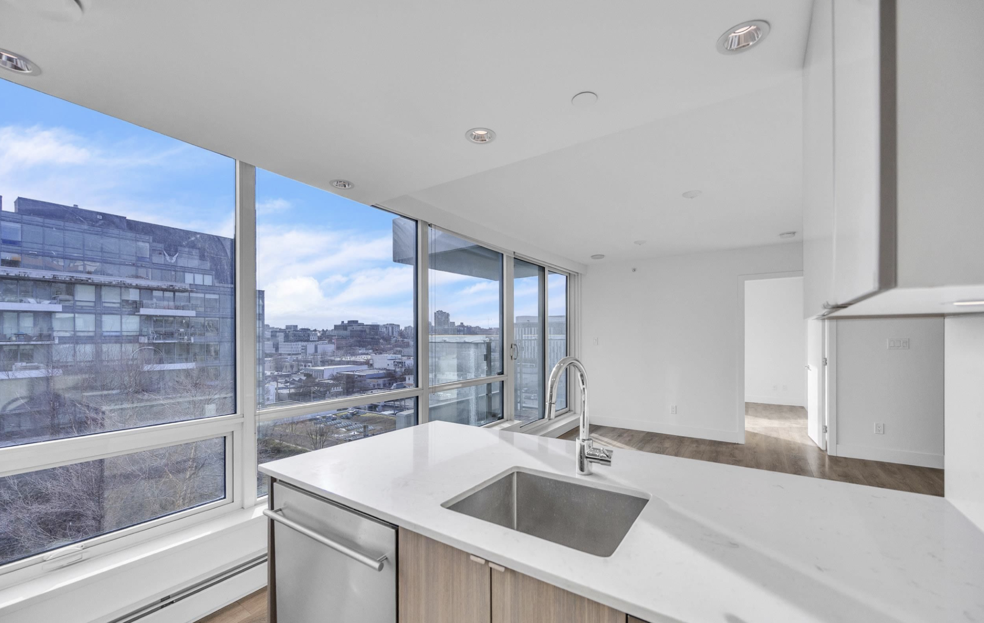 #1405 -1788 Columbia Street